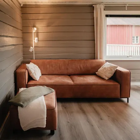 Secluded Farm By & River In Telemark 펜션 *